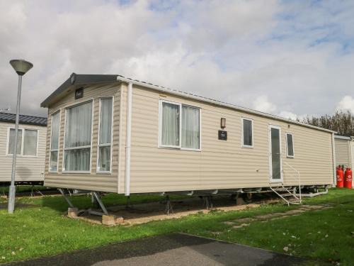 Bognor Regis House | 610 Caravan