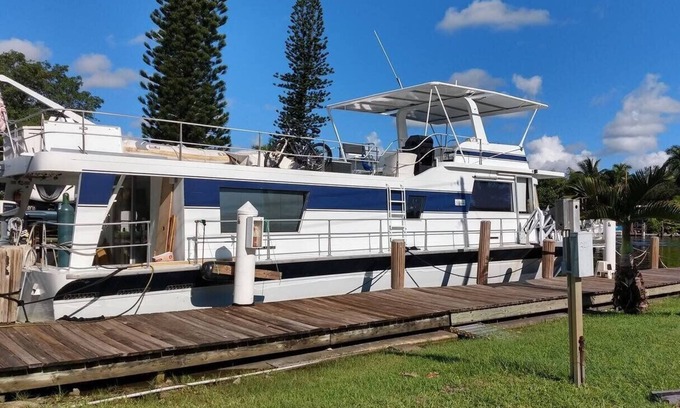 North Fort Myers Boat Rental | 62' Yacht M/V Possibilities on wide Private Canal by RedAwning