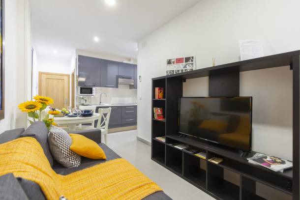 Castillejos Apartment | 64 m² Apartment ∙ 3 bedrooms ∙ 7 guests