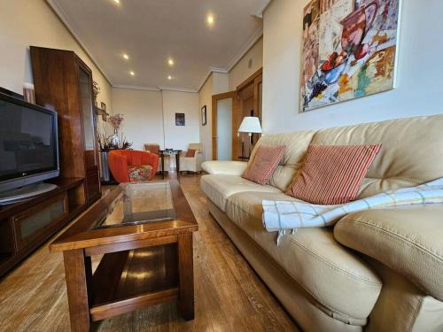 La Corredoria y Ventanielles Apartment | 640A Apartamento Laura