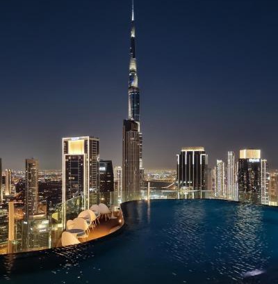 Downtown Dubai Apartment | 64th floor rooftop pool offering amazing Burj Khalifa views, 2BR apartment in Paramount Hotel Midtown