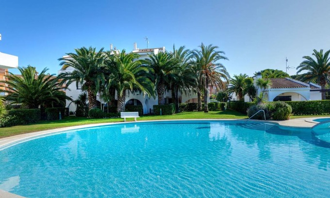 Pals Apartment | 65 m² Apartment ∙ 2 bedrooms ∙ 4 guests