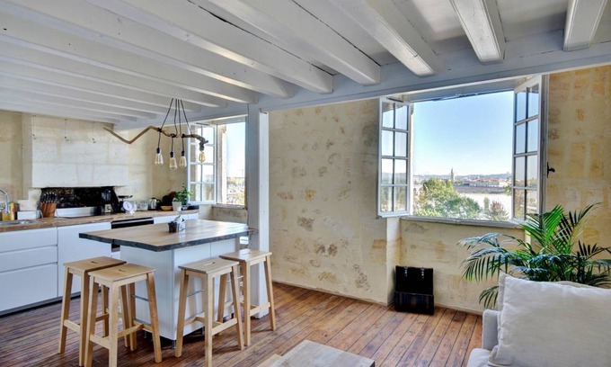 Saint-Michel Apartment | 67 m² Apartment ∙ 3 bedrooms ∙ 6 guests