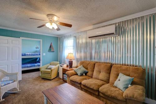 Ocean City Beach Apartment | 6703 Thirteenth Ave Down by Carolina Stays