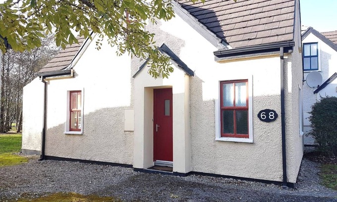 Clifden House | 68 Clifden Glen ideal base to explore Connemara.