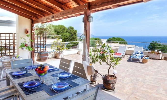 Llanca Apartment | 68 m² Apartment ∙ 2 bedrooms ∙ 5 guests