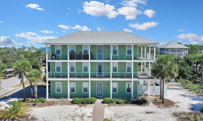Seagrass House | 6BR, Gulf View Home Private Pool Sleeps 20 ~ Sand Blast