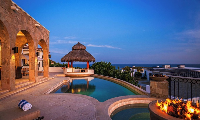 Buzzards Villa | 6BR Luxury Villa with Beach Club Access.