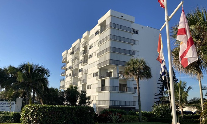 Fort Pierce Shores Condo | 6th Floor Beach/River View Condo, Private Bch, 15 mins - Vero Beach or Ft Pierce