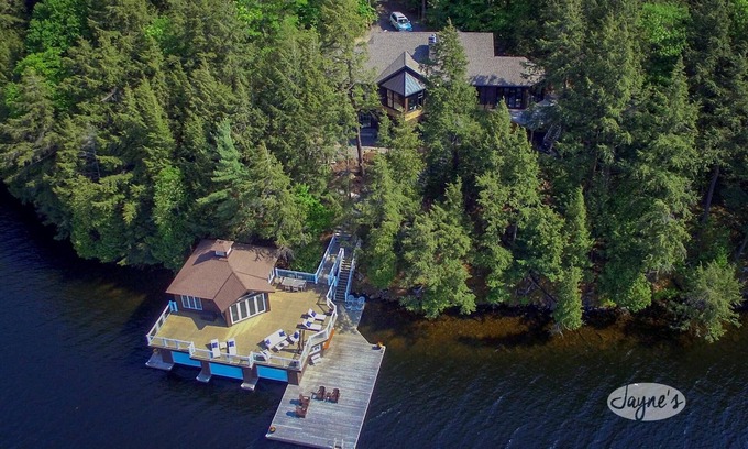 Muskoka Lakes Cottage | 7 bedroom, 5 bath, Sauna, Luxury New Build! Private! Lake Rosseau!
