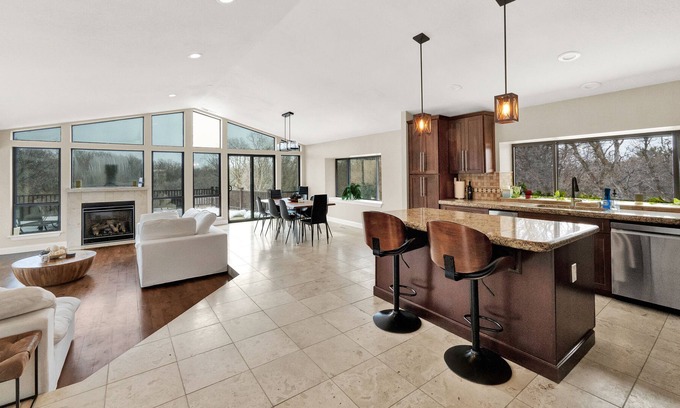 Highland House | 7-Bedroom Retreat - Giant Hot Tub, Gorgeous Mountain Views on 2 Acres!