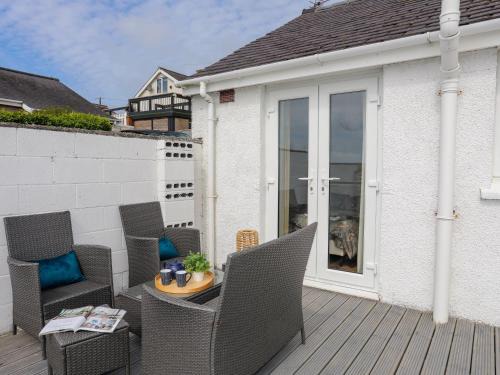 Ty Croes House | 7 Bro Branwen