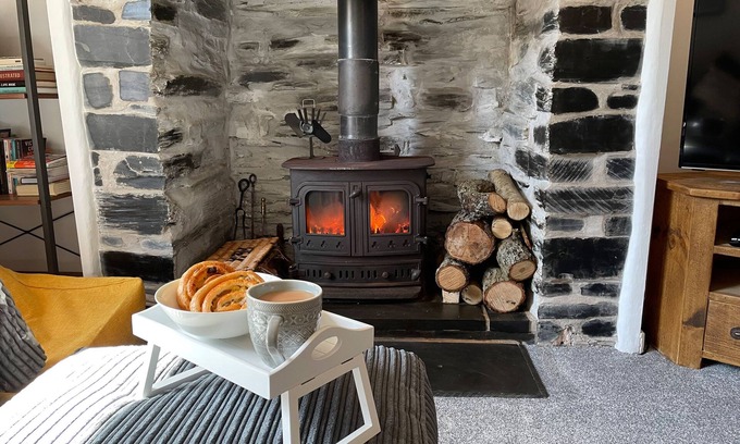 Dolwyddelan Cottage | 7 Castle Terrace