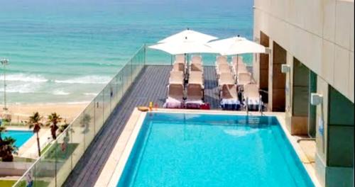 Bat Yam Hotel | 7 Hotel Apartment Short Time TLV BAT YAM