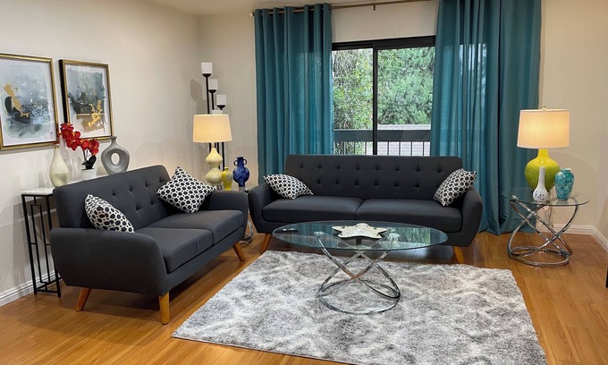 Downtown Apartment | 7. Marvelous 2-Bd 2-Bath Apartment City Center