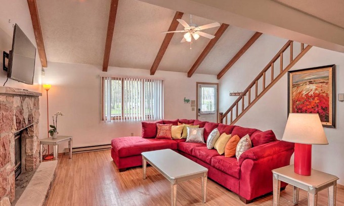 Albrightsville House | 7 Mi to Big Boulder Mountain Poconos Escape!