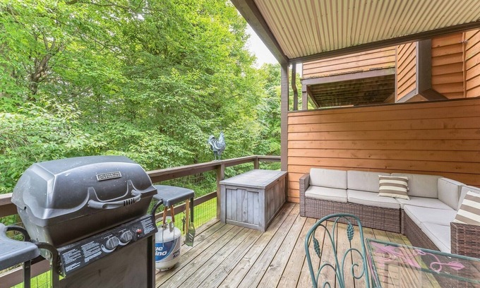 Seven Springs Condo | 7 Springs Ski & Mountain Adventure Condo by RedAwning