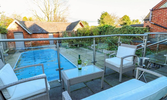 West Hallam Cottage | 7 The Village
