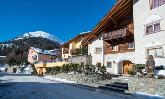 La Punt-Chamues-ch Apartment | 70 m² Apartment ∙ 2 bedrooms ∙ 4 guests