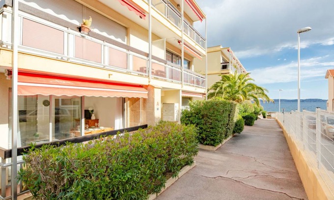 Sainte-Maxime City Centre Apartment | 70 m² Apartment ∙ 2 bedrooms ∙ 6 guests