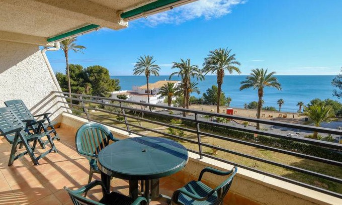 Miami Platja Apartment | 70 m² Apartment ∙ 2 bedrooms ∙ 4 guests