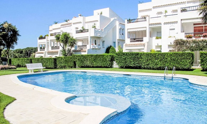 Pals Apartment | 70 m² Apartment ∙ 3 bedrooms ∙ 6 guests