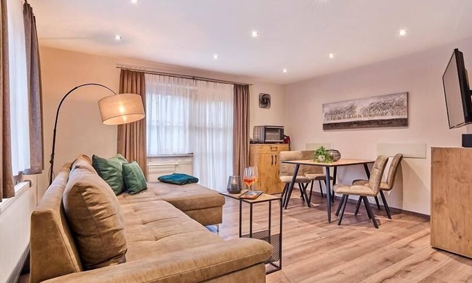 Silberberg Apartment | 70 m2 große Ferienwohnung* für 2 bis 4 Personen