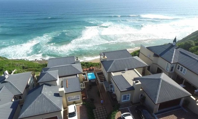 Brenton-on-Sea Villa | 70 m² Villa ∙ 3 bedrooms ∙ 6 guests