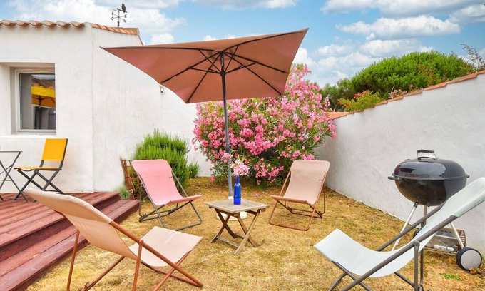 L'Epine Ski Chalet | 700 m from the beach, garden, house for 7