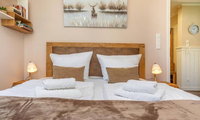 Zingst Apartment | 71 m² Apartment ∙ 2 bedrooms ∙ 4 guests