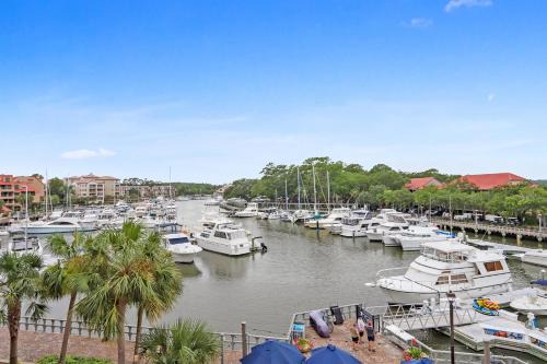 Shelter Cove House | 7122 Harbourside I