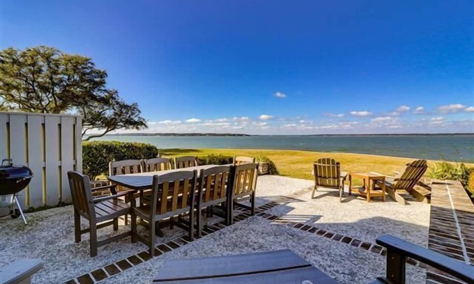 Sea Pines House | 714 Schooner Court at The Sea Pines Resort