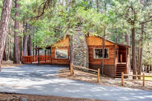 North Wawona House | 74 Our Yosemite Getaway