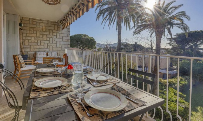 Saint-Cyr-sur-Mer Apartment | 75 m² Apartment ∙ 3 bedrooms ∙ 6 guests