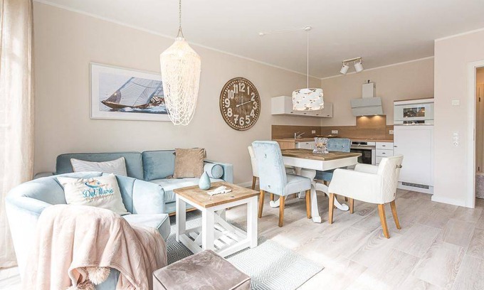 Zingst Apartment | 75 m² Apartment ∙ 2 bedrooms ∙ 4 guests
