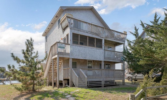 Avon House | 7557 - Turtles Pace by Resort Realty