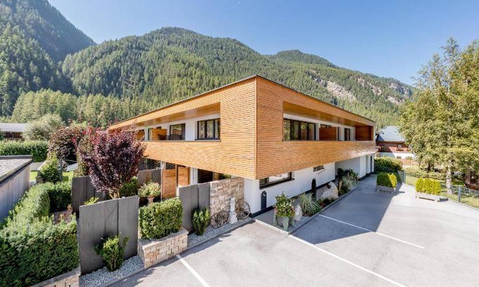 Oberried Apartment | 76 m² Serviced apartment ∙ 2 bedrooms ∙ 4 guests