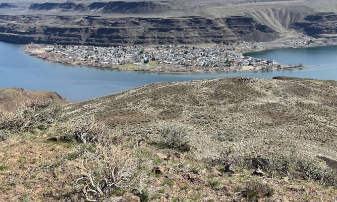 Sunland Estates House | 764 Hunter Ave · Sunland Retreat 5.4 miles from Gorge Amphitheater