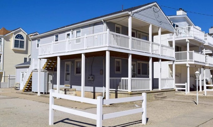 Townsend's Inlet House | 7712 Pleasure Ave 2nd Floor