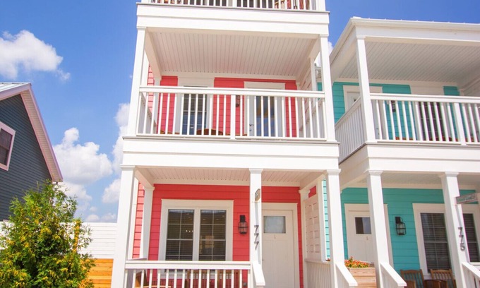 Celina House | 777 PH · Paradise Palms - 3 Bed/3.5 Bath Penthouse w/Amazing Views!