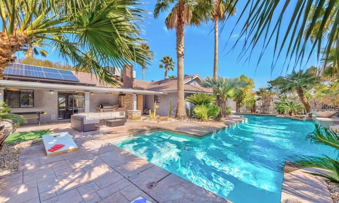 Southfork House | 777Rentals - 7BR/5BA - Serenity 2 Estate