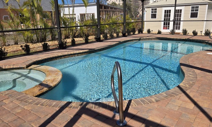 Laguna Shores House | 7834 Buccaneer Drive - Lovely Family Home on the South End of the Island!