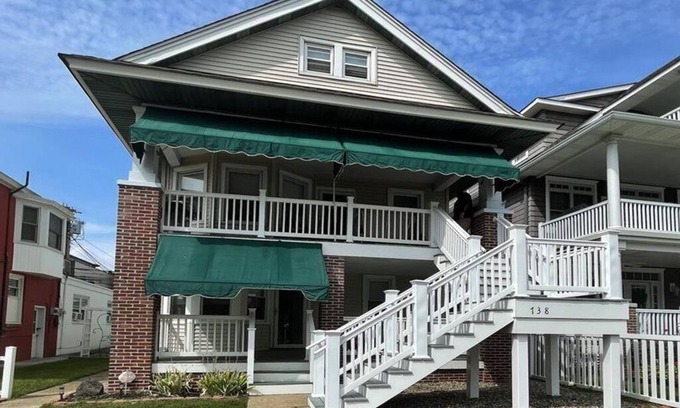 North End Condo | 7th & Central-Cozy 2bed/1bath 1st floor condo
