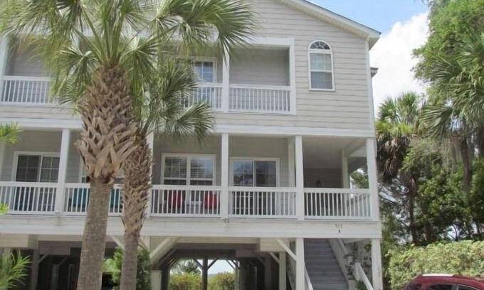 Edisto Island House | 8 Bedroom/8 bath with Spectacular Marsh Views - BeachWalk