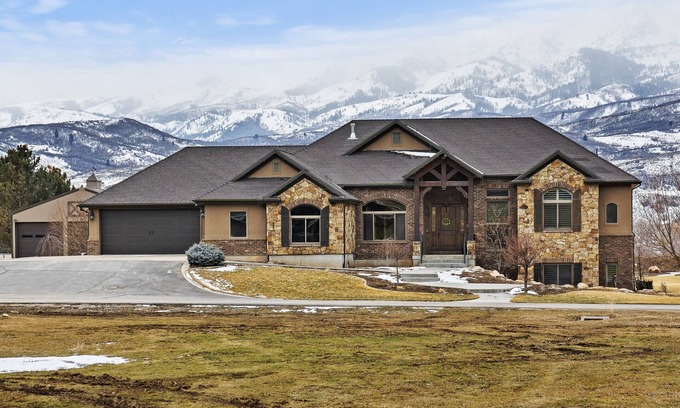 Morgan County House | 8-Bedroom Mountain Estate Near Snowbasin Ski Resort