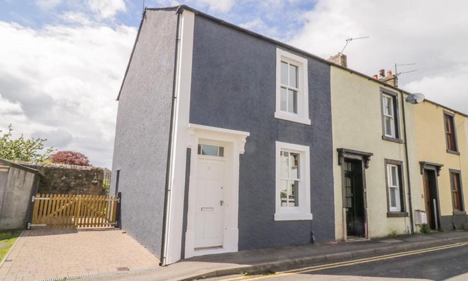 Cockermouth House | 8 Bridge Street