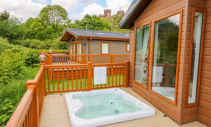 Tattershall Cottage | 8 Castle View