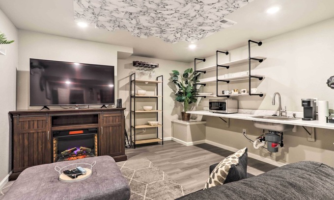 Commerce City House | 8 Mi to Barr Lake: Cozy Commerce City Home!