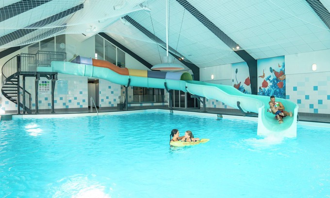 Hoge Hexel Ski Chalet | 8-person bungalow - Widely accessible in the holiday park Landal Sallandse Heuvelrug