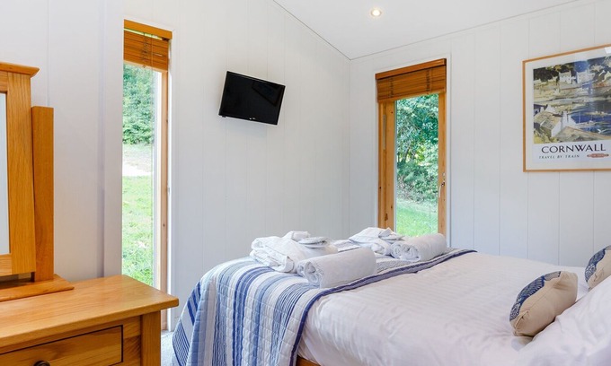 Looe Cabin | 8 Streamside, LANREATH